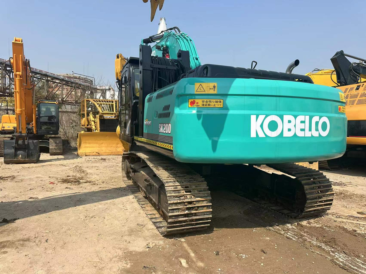 KOBELCO SK200-8 - Pelle sur chenille: photos 3 KOBELCO SK200-8 - Pelle sur chenille: photos 3