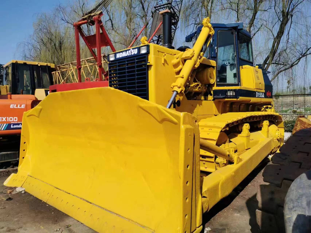 KOMATSU D155A-2 - Bulldozer: photos 2 KOMATSU D155A-2 - Bulldozer: photos 2