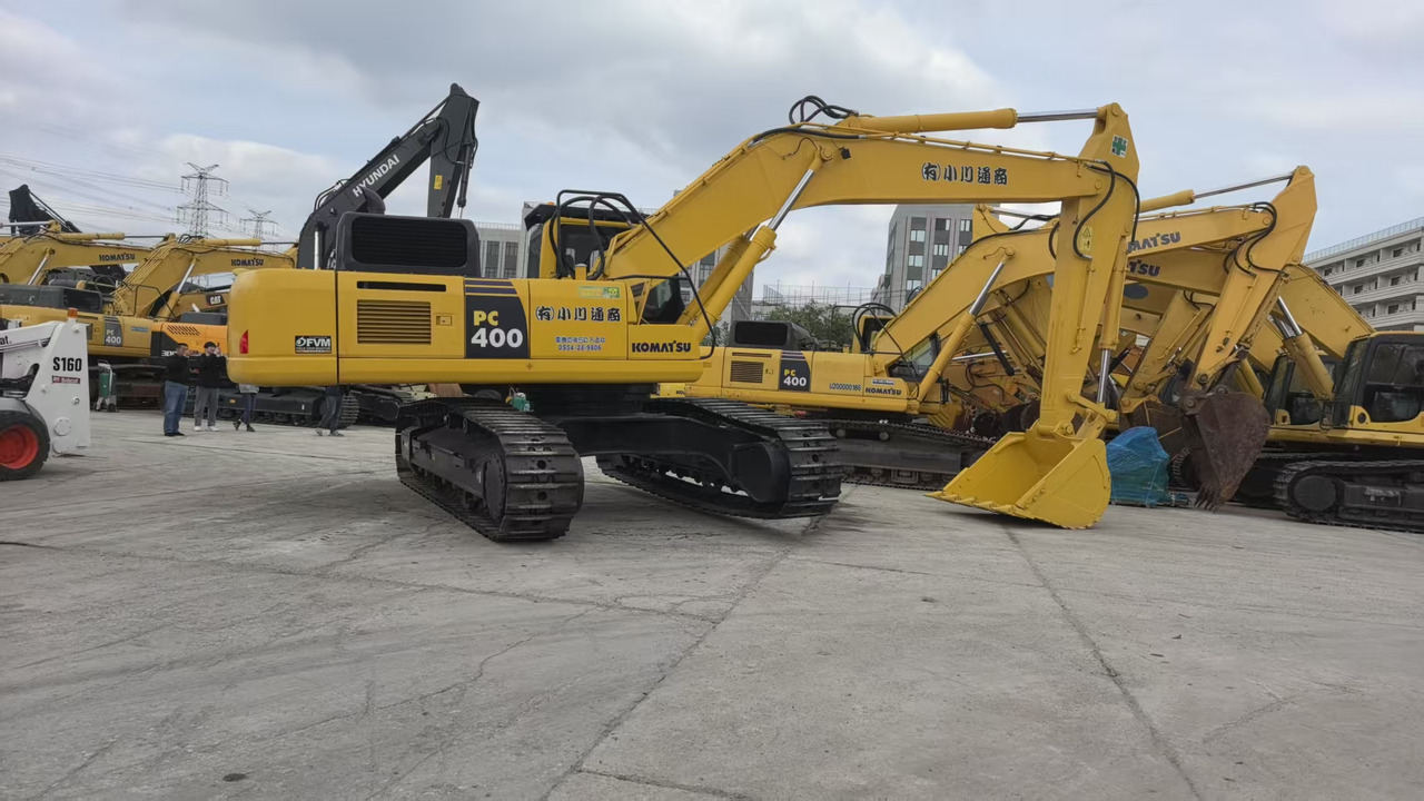 KOMATSU PC400-8 - Pelle sur chenille: photos 4 KOMATSU PC400-8 - Pelle sur chenille: photos 4