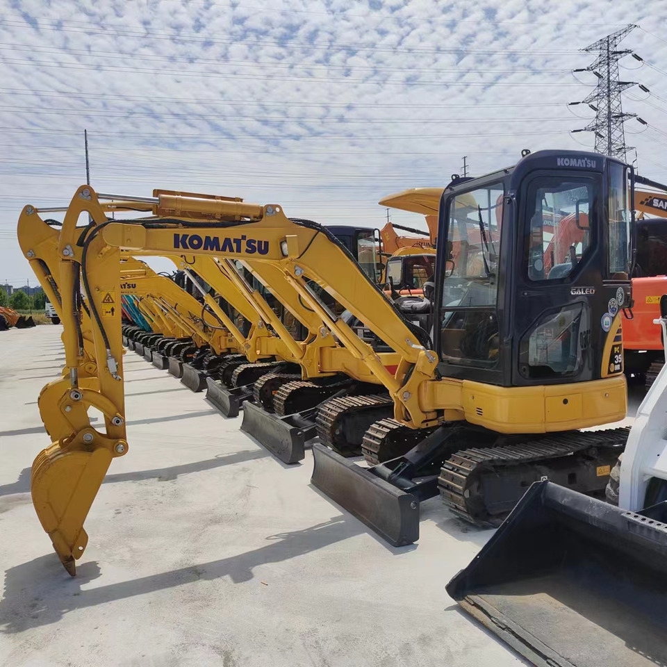 KOMATSU PC55MR - Pelle sur chenille: photos 5 KOMATSU PC55MR - Pelle sur chenille: photos 5