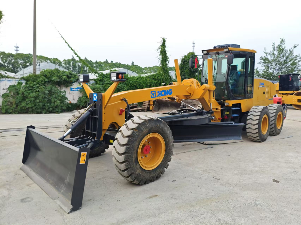 XCMG GR1803 - Niveleuse: photos 2 XCMG GR1803 - Niveleuse: photos 2