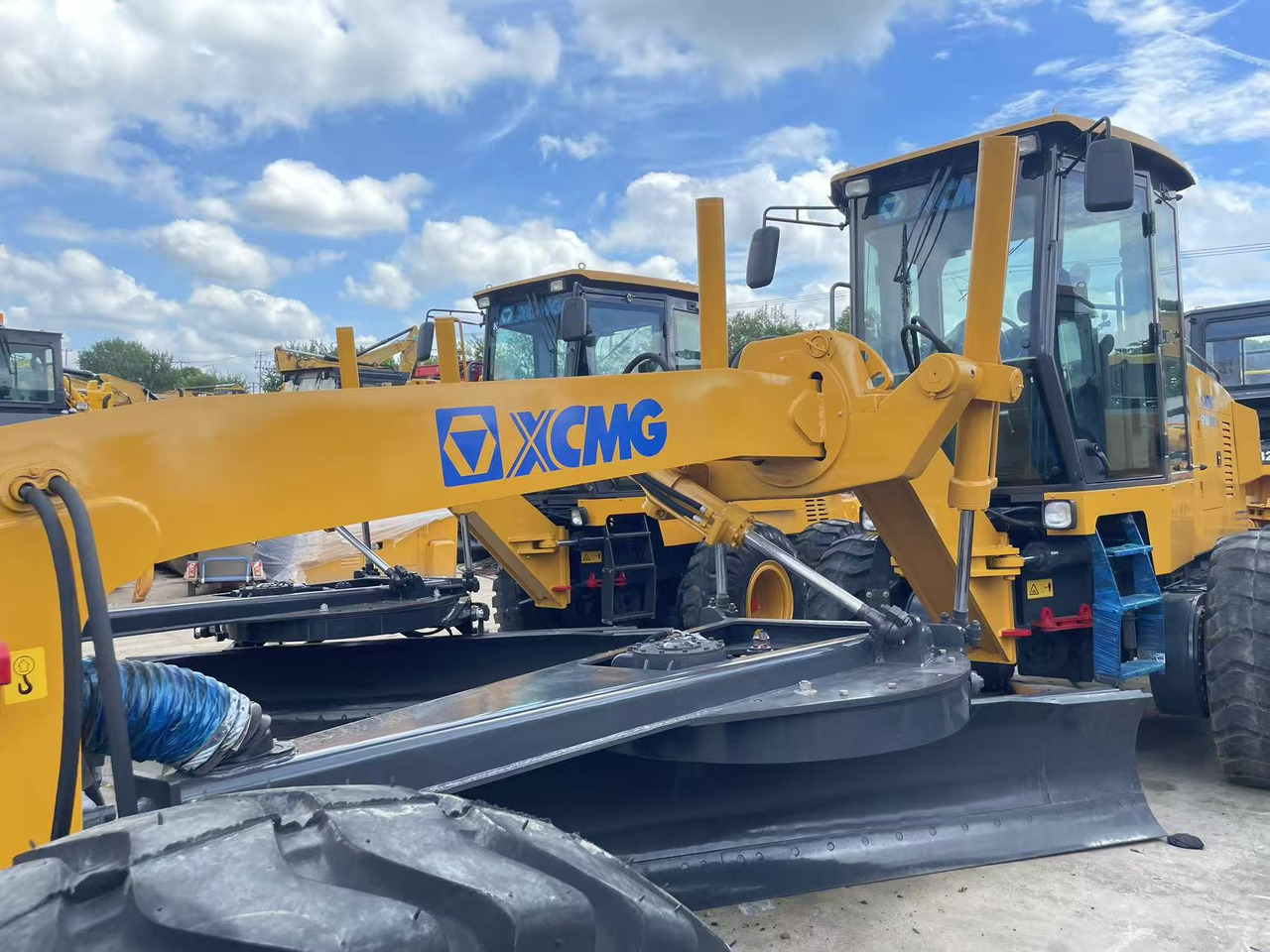 XCMG GR1803 - Niveleuse: photos 4 XCMG GR1803 - Niveleuse: photos 4