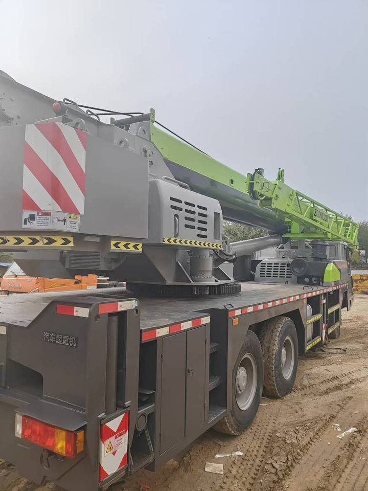 ZOOMLION ZTC350H - Grue mobile: photos 3 ZOOMLION ZTC350H - Grue mobile: photos 3
