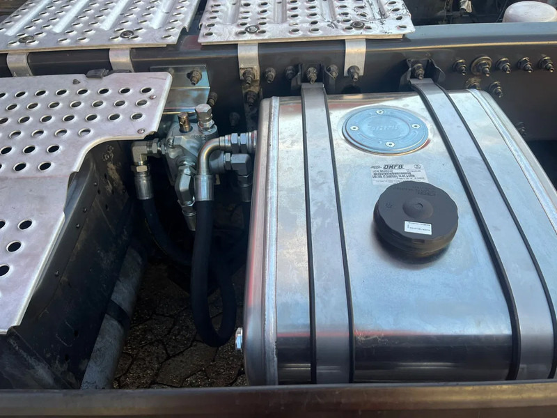 Volvo FH 16.750 FH 16 6x4 en leasing occasion Volvo FH 16.750 FH 16 6x4: photos 18