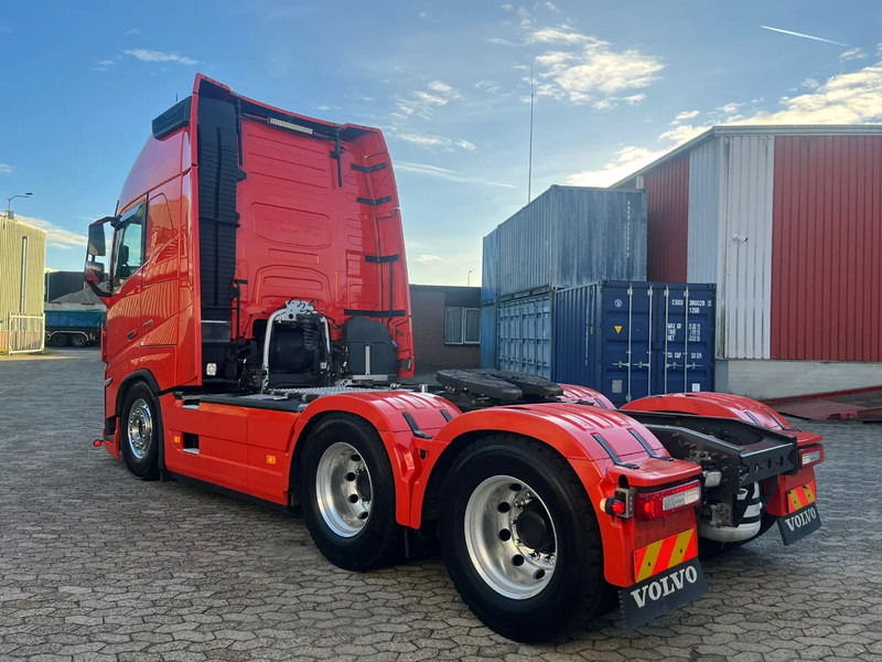 Volvo FH 16.750 FH 16 6x4 en leasing occasion Volvo FH 16.750 FH 16 6x4: photos 6