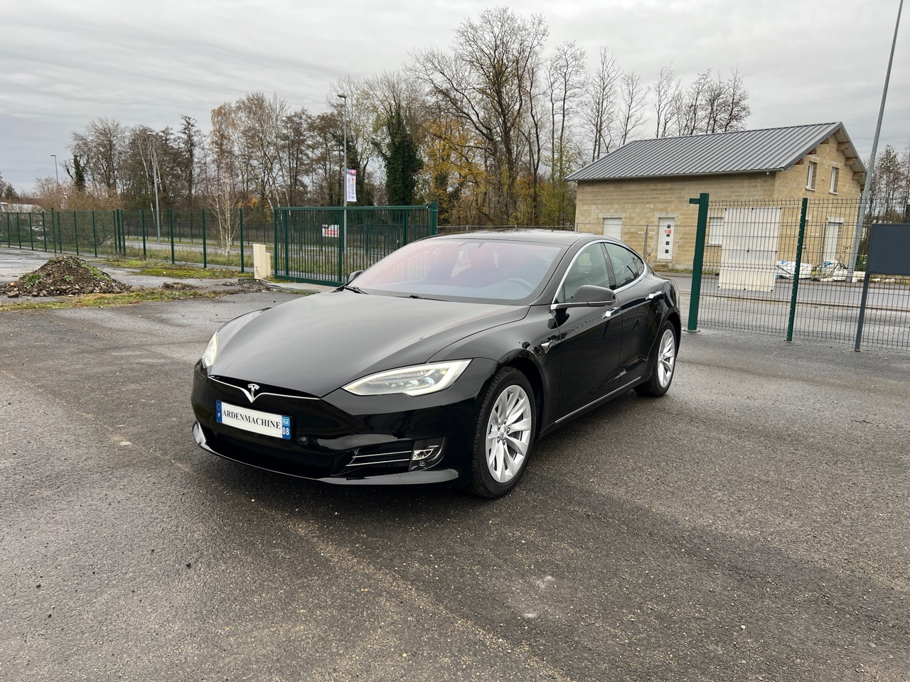 TESLA Model S 75D - Autopilot - Phase 2 - 92% SOH - Garantie - Berline: photos 1 TESLA Model S 75D - Autopilot - Phase 2 - 92% SOH - Garantie - Berline: photos 1