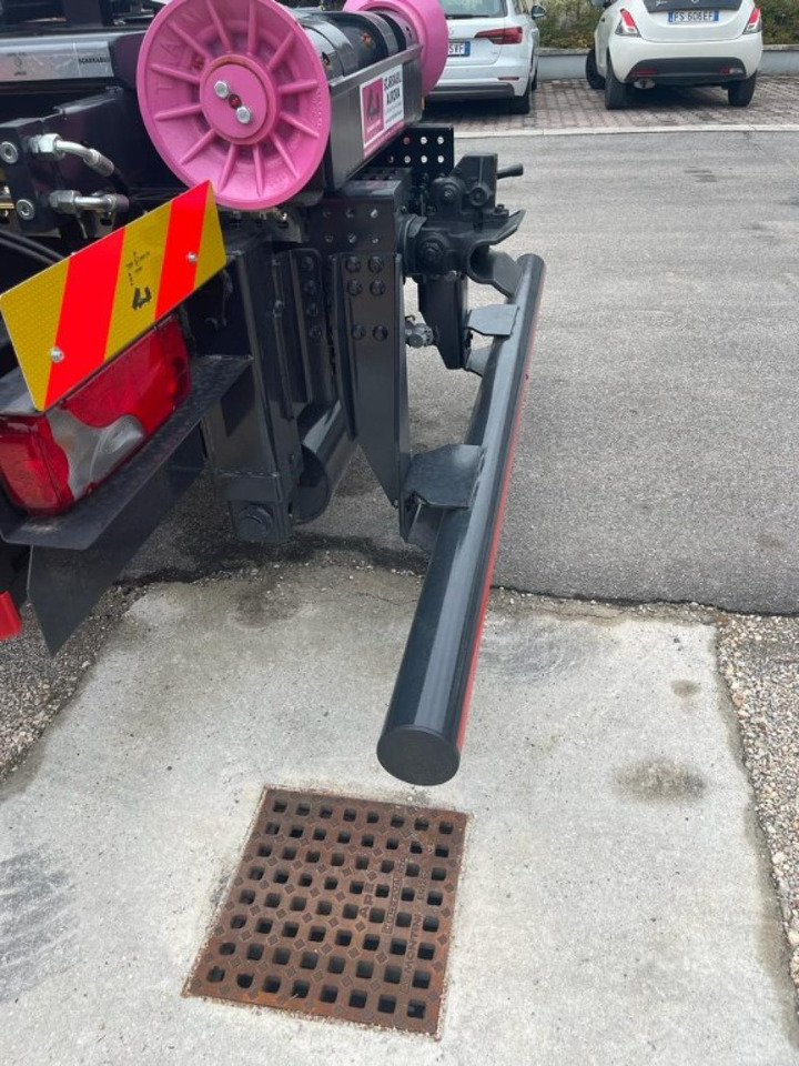 BARRA OMOLOGATA - Carrosserie et extérieur pour Camion: photos 2 BARRA OMOLOGATA - Carrosserie et extérieur pour Camion: photos 2