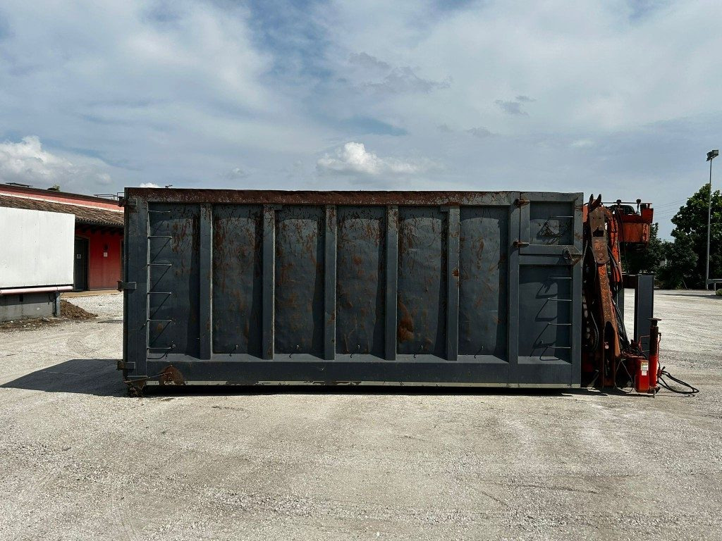 Benne ampliroll CONTAINER SCARRABILE USATO A CIELO APERTO CON GRU: photos 8