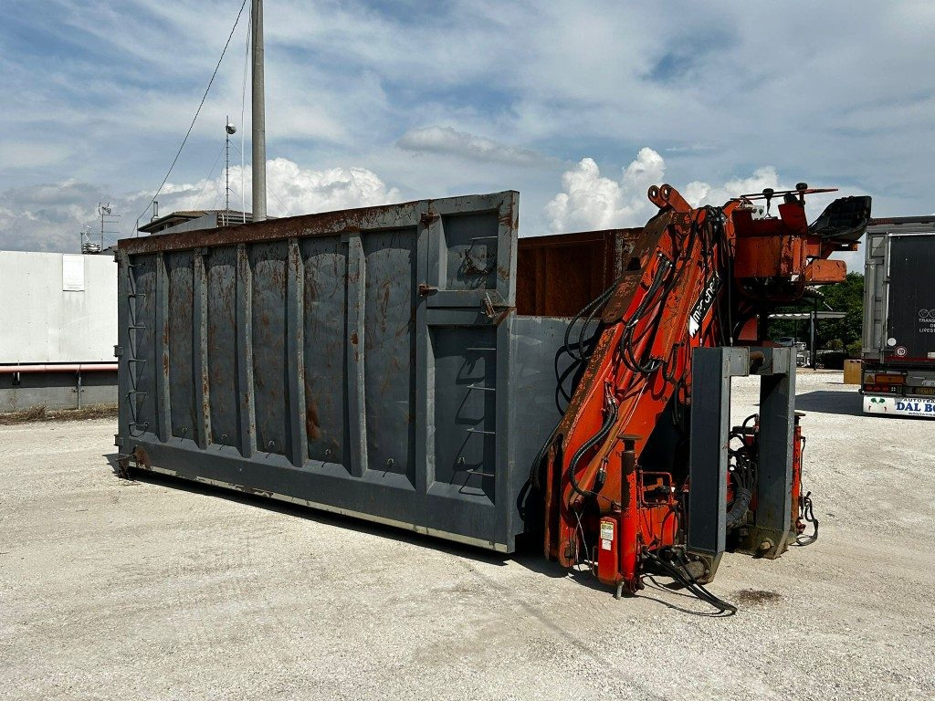 Benne ampliroll CONTAINER SCARRABILE USATO A CIELO APERTO CON GRU: photos 7