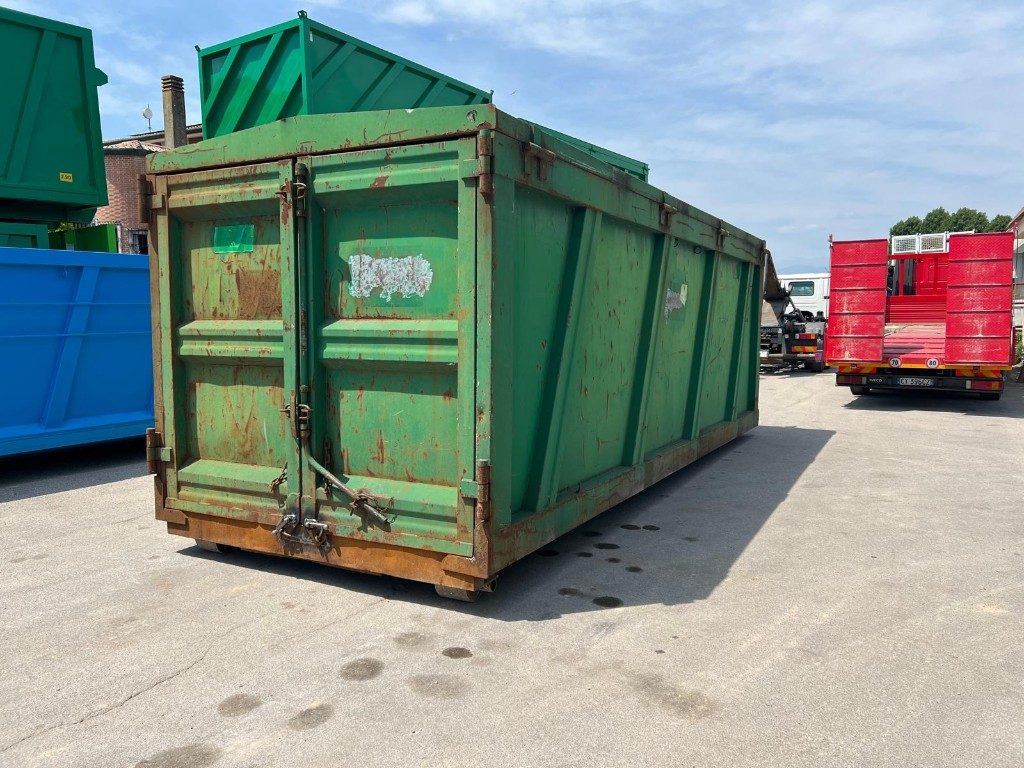 CONTAINER SCARRABILE USATO CON COPERCHIO - Benne ampliroll: photos 2 CONTAINER SCARRABILE USATO CON COPERCHIO - Benne ampliroll: photos 2