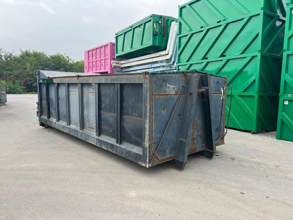 CONTAINER SCARRABILE USATO CON COPERCHIO - Benne ampliroll: photos 2 CONTAINER SCARRABILE USATO CON COPERCHIO - Benne ampliroll: photos 2
