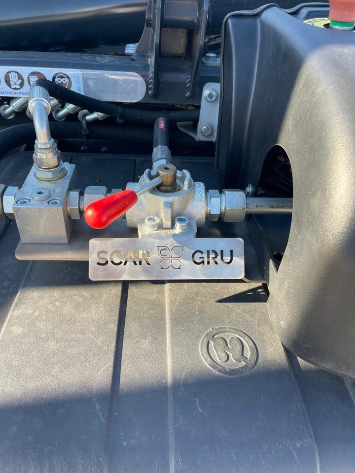 IVECO EUROCARGO 180E25 CON SCARRABILE NUOVO en leasing occasion IVECO EUROCARGO 180E25 CON SCARRABILE NUOVO: photos 10 IVECO EUROCARGO 180E25 CON SCARRABILE NUOVO en leasing occasion IVECO EUROCARGO 180E25 CON SCARRABILE NUOVO: photos 10