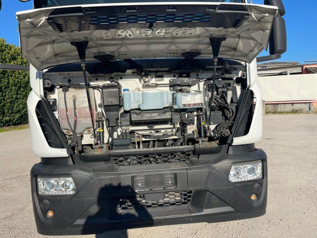 IVECO EUROCARGO 180E25 CON SCARRABILE NUOVO en leasing occasion IVECO EUROCARGO 180E25 CON SCARRABILE NUOVO: photos 13 IVECO EUROCARGO 180E25 CON SCARRABILE NUOVO en leasing occasion IVECO EUROCARGO 180E25 CON SCARRABILE NUOVO: photos 13
