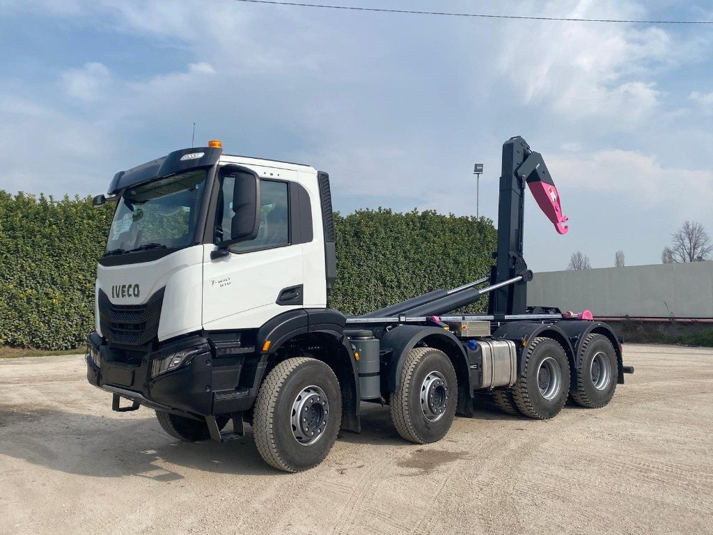 IVECO TRAKKER T-WAY AD510 NUOVO SCARRABILE - Camion ampliroll: photos 1 IVECO TRAKKER T-WAY AD510 NUOVO SCARRABILE - Camion ampliroll: photos 1