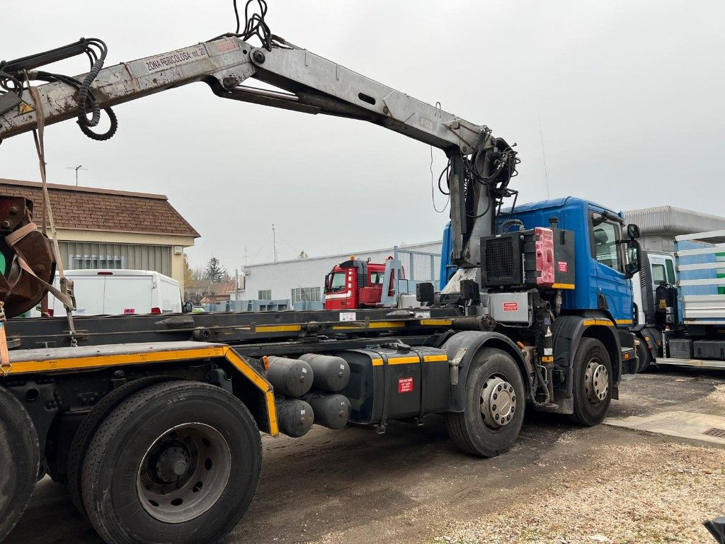 SCANIA 124GB 420 SCARRABILE CON GRU en leasing occasion SCANIA 124GB 420 SCARRABILE CON GRU: photos 6