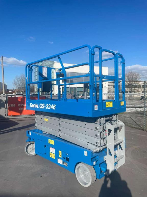 Genie GS-3246 - Nacelle ciseaux: photos 3 Genie GS-3246 - Nacelle ciseaux: photos 3