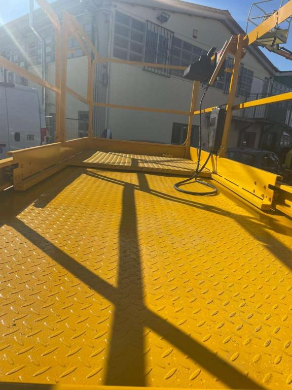 Haulotte COMPACT 12DX en leasing occasion Haulotte COMPACT 12DX: photos 7