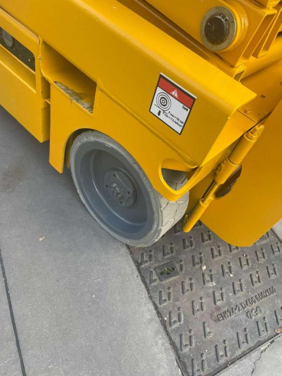 Haulotte OPTIMUM 8 - Nacelle ciseaux: photos 5 Haulotte OPTIMUM 8 - Nacelle ciseaux: photos 5