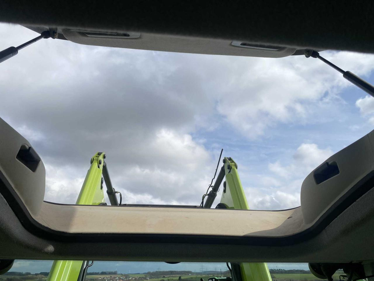 CLAAS Arion 420 en leasing occasion CLAAS Arion 420: photos 10