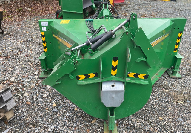 Ala-TalkkariAT-251 2g - Souffleuse à neige: photos 5 Ala-TalkkariAT-251 2g - Souffleuse à neige: photos 5