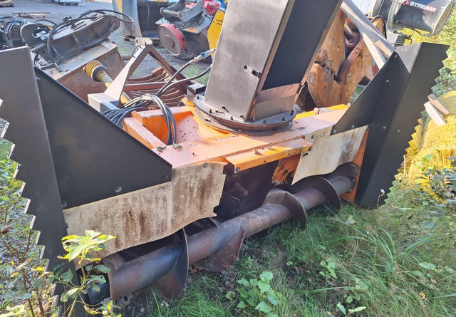 WestbjörnS2450 - Souffleuse à neige: photos 2 WestbjörnS2450 - Souffleuse à neige: photos 2