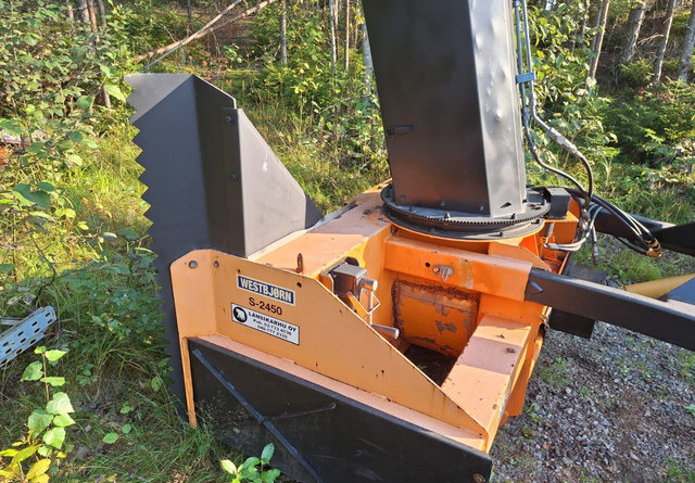 WestbjörnS2450 - Souffleuse à neige: photos 3 WestbjörnS2450 - Souffleuse à neige: photos 3