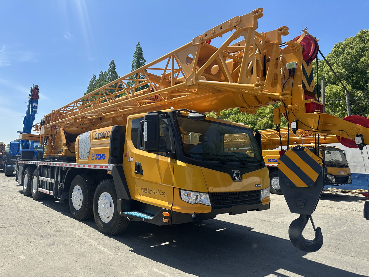 XCMG QY50KC 50 Ton 55ton 70t 100t 130t 160t 200t 240t 300t truck crane - Grue mobile: photos 1 XCMG QY50KC 50 Ton 55ton 70t 100t 130t 160t 200t 240t 300t truck crane - Grue mobile: photos 1