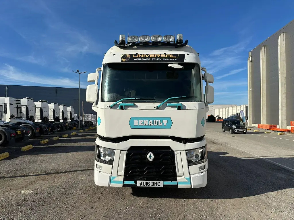 Renault T 460 (DHC) - Tracteur routier: photos 2 Renault T 460 (DHC) - Tracteur routier: photos 2