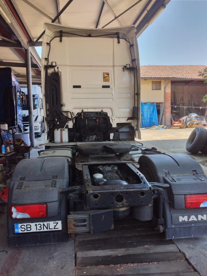 MAN TGX 18.440 - Tracteur routier: photos 2 MAN TGX 18.440 - Tracteur routier: photos 2