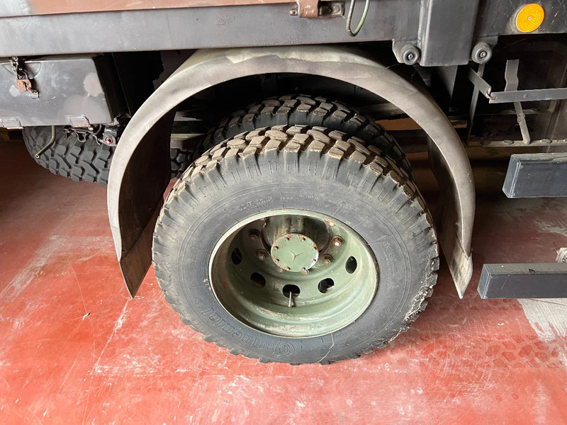 Mercedes-Benz 1017 A/4X4 - Camion fourgon: photos 5 Mercedes-Benz 1017 A/4X4 - Camion fourgon: photos 5