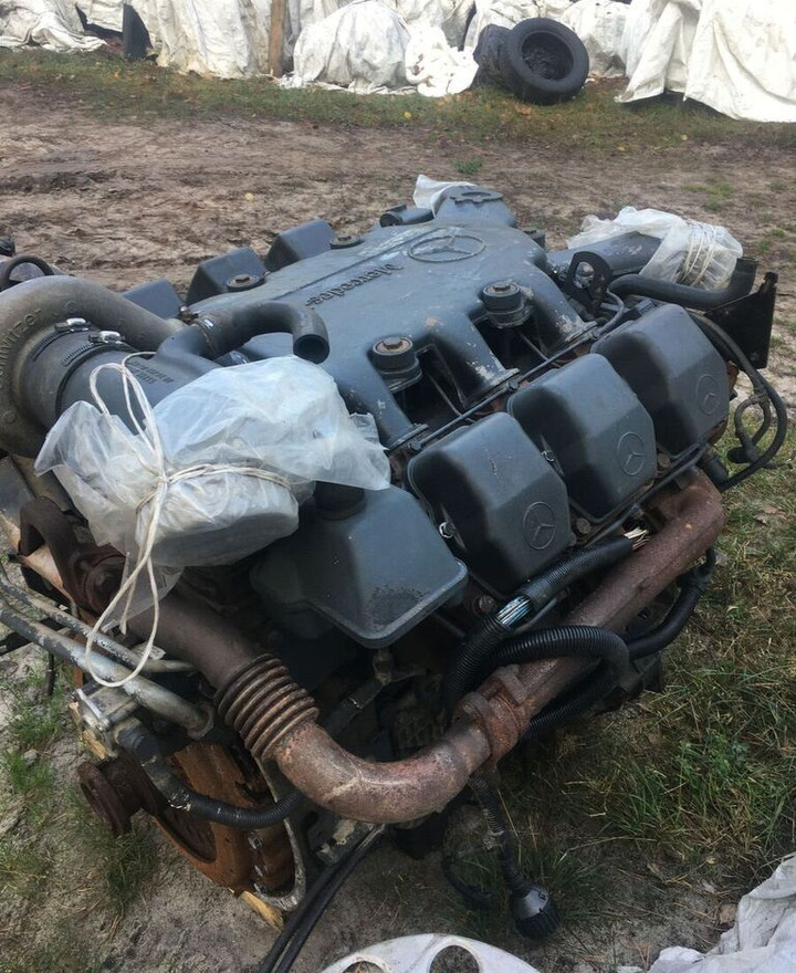 Mercedes-Benz OM501LA Mercedes-Benz Actrosa OM 501LA truck - Moteur pour Camion: photos 5 Mercedes-Benz OM501LA Mercedes-Benz Actrosa OM 501LA truck - Moteur pour Camion: photos 5