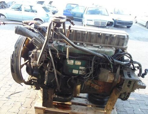 Volvo D12A Volvo truck - Moteur pour Camion: photos 1 Volvo D12A Volvo truck - Moteur pour Camion: photos 1