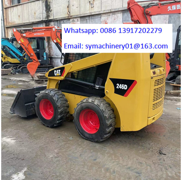 Caterpillar 246D - Mini chargeuse: photos 2 Caterpillar 246D - Mini chargeuse: photos 2