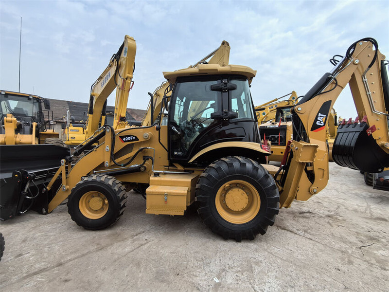 Caterpillar 420F2 420F 420 430F - Tractopelle: photos 4 Caterpillar 420F2 420F 420 430F - Tractopelle: photos 4