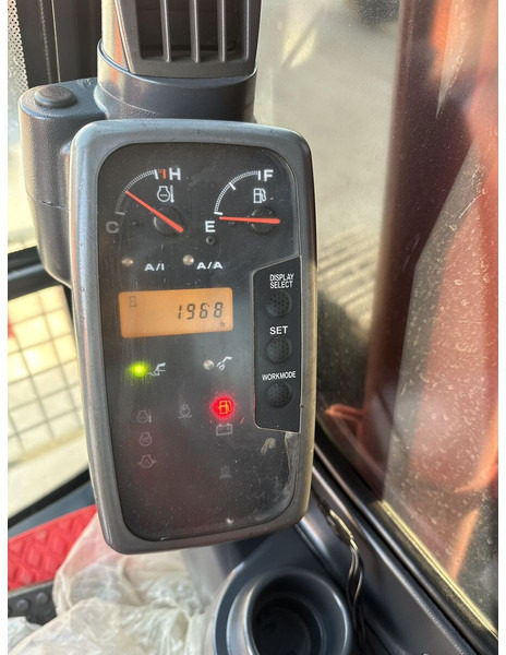 Hitachi ZX120 - Mini pelle: photos 5 Hitachi ZX120 - Mini pelle: photos 5