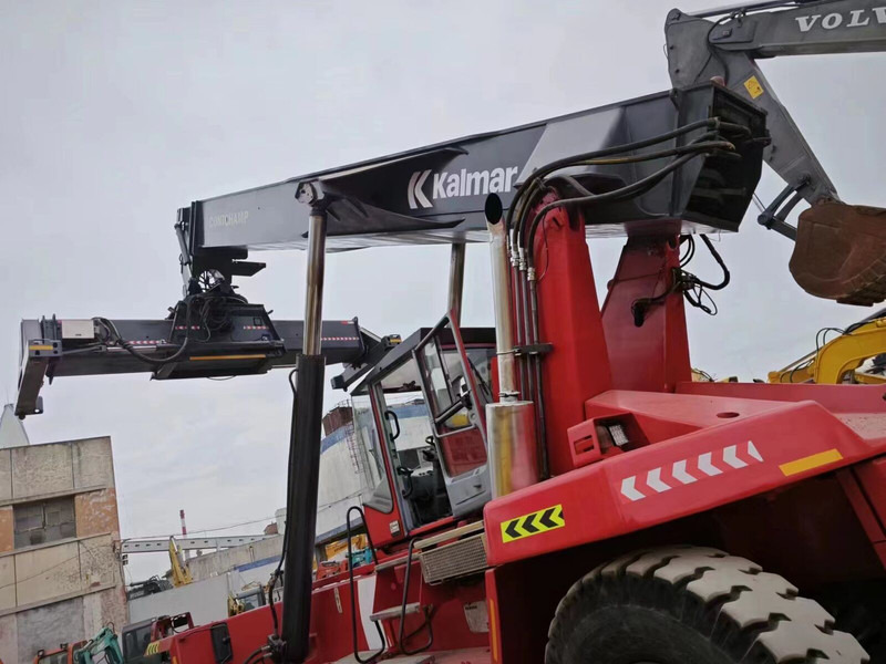 Reach stacker Kalmar DRF450: photos 7 Reach stacker Kalmar DRF450: photos 7