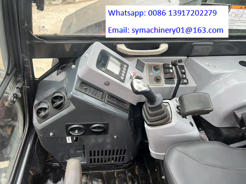 Pelle sur chenille Yanmar Vio 80: photos 13