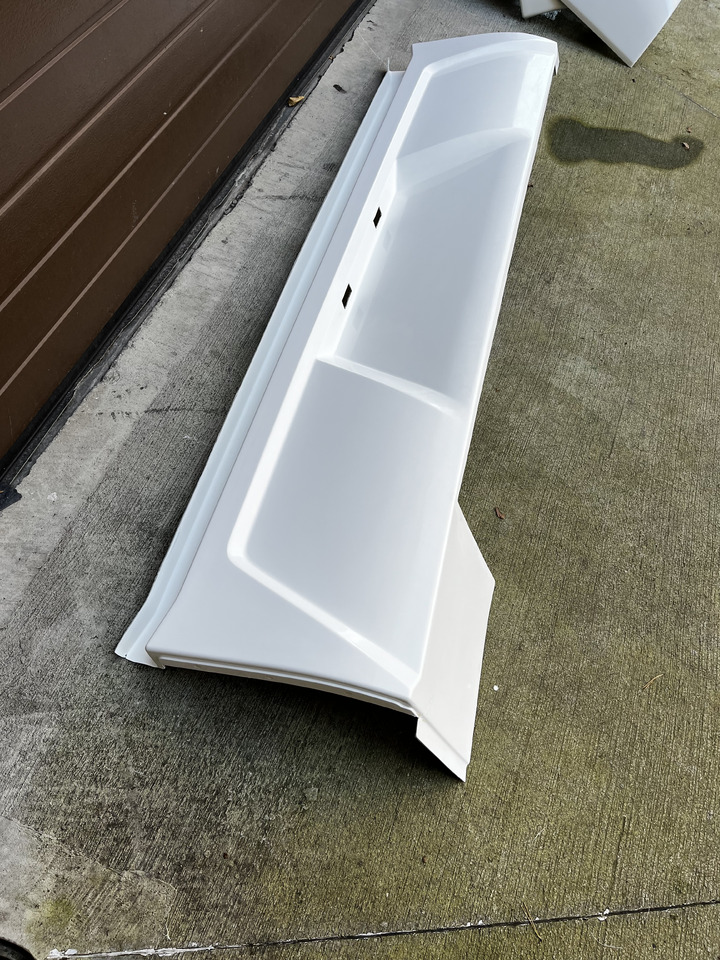 Zderzak tylny VOLVO 9500 9700 9900 VOLVO 9500 9700 9900 - Pare-chocs pour Autocar: photos 4 Zderzak tylny VOLVO 9500 9700 9900 VOLVO 9500 9700 9900 - Pare-chocs pour Autocar: photos 4