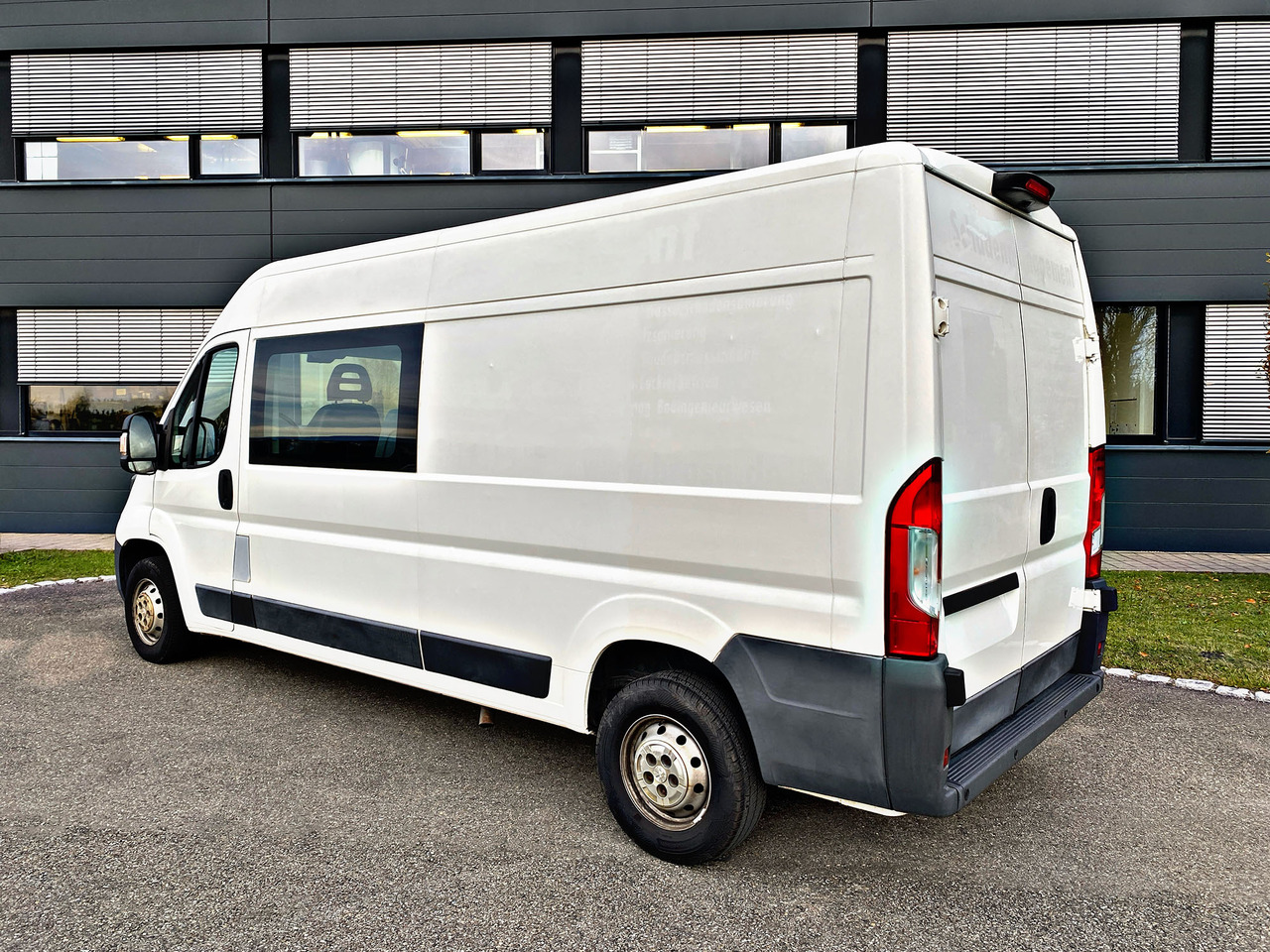 Peugeot Boxer Kasten Hoch 335 L3H2Pro|5Sitzer|Kamera|19% - Fourgon utilitaire, Utilitaire double cabine: photos 5 Peugeot Boxer Kasten Hoch 335 L3H2Pro|5Sitzer|Kamera|19% - Fourgon utilitaire, Utilitaire double cabine: photos 5