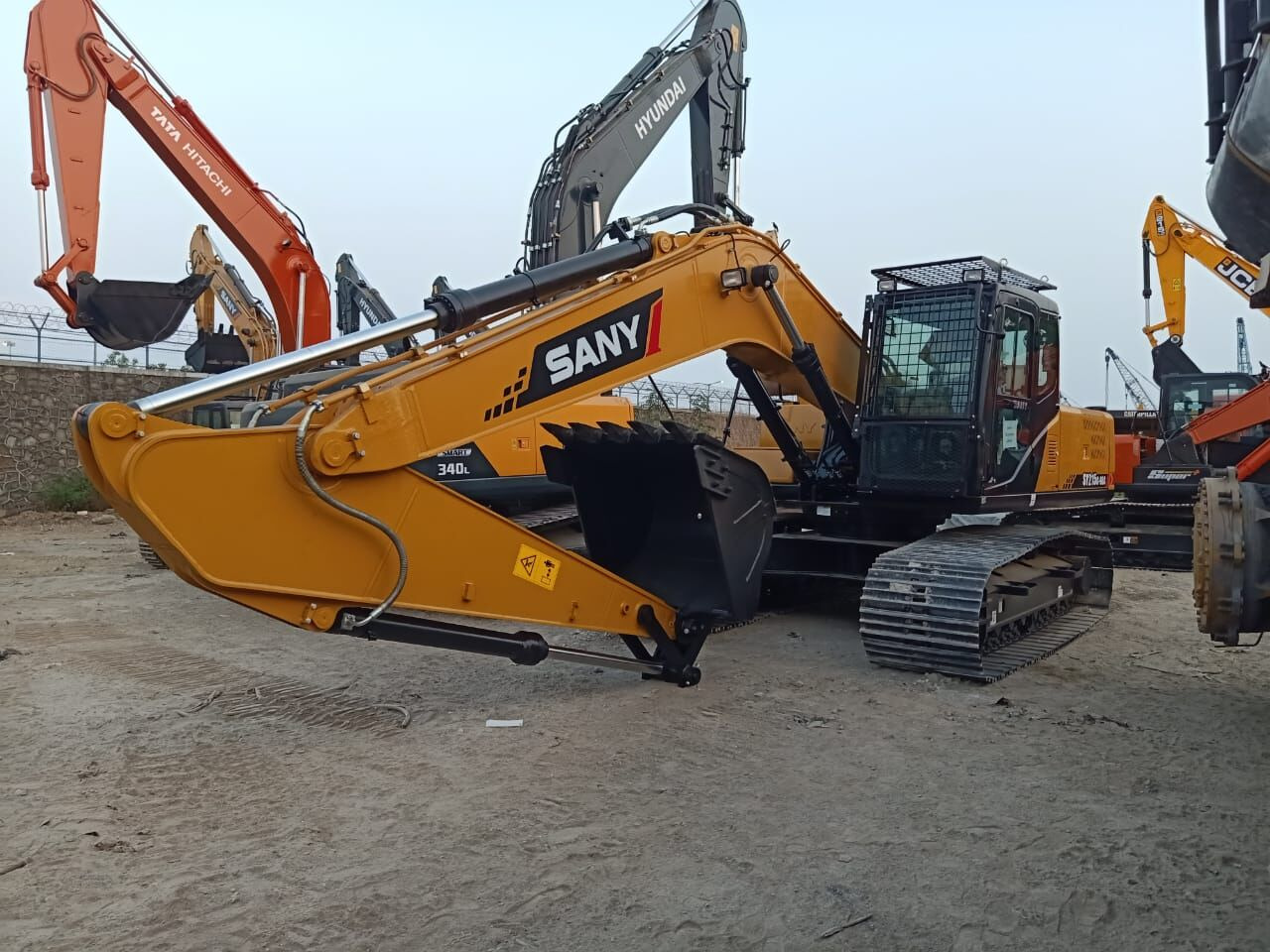New Sany SY 215 MITSUBISHI ENGINE tracked excavator - Pelle sur chenille: photos 5 New Sany SY 215 MITSUBISHI ENGINE tracked excavator - Pelle sur chenille: photos 5