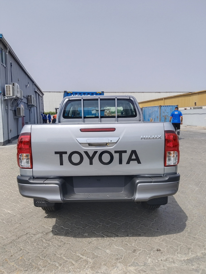 Toyota Hilux - Pick-up, Utilitaire double cabine: photos 3 Toyota Hilux - Pick-up, Utilitaire double cabine: photos 3