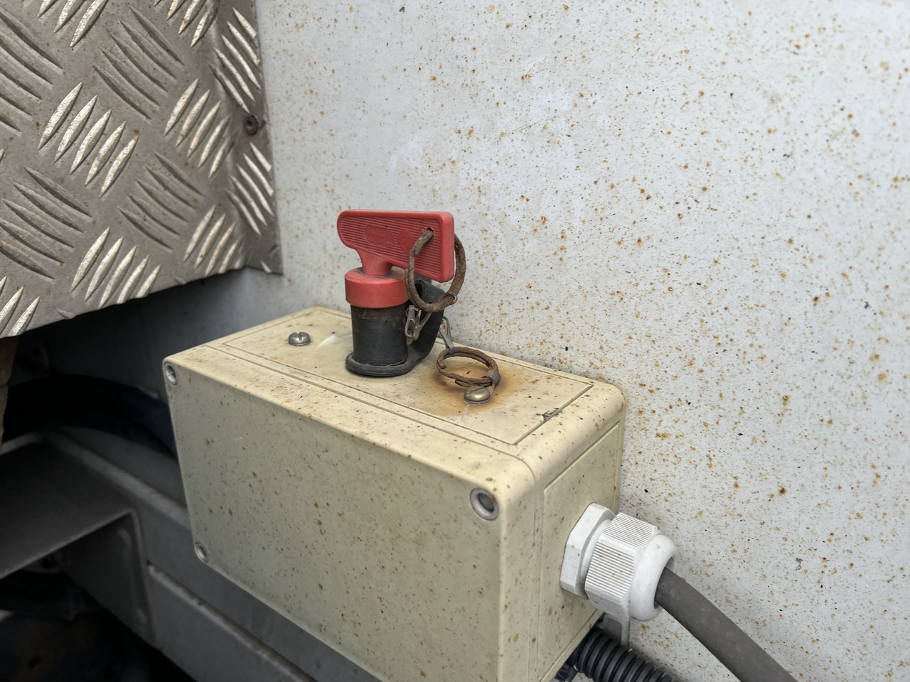 MERCEDES-BENZ ANTOS 18.30 L automatische Seitenladung | LBW | Klima | Tempomat en leasing occasion MERCEDES-BENZ ANTOS 18.30 L automatische Seitenladung | LBW | Klima | Tempomat: photos 7