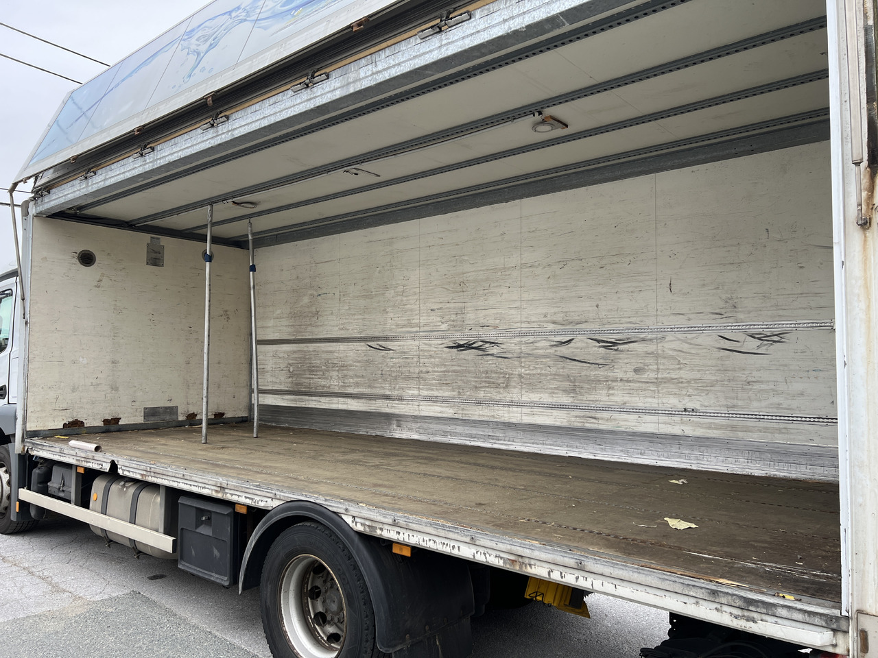 MERCEDES-BENZ ANTOS 18.30 L automatische Seitenladung | LBW | Klima | Tempomat en leasing occasion MERCEDES-BENZ ANTOS 18.30 L automatische Seitenladung | LBW | Klima | Tempomat: photos 6