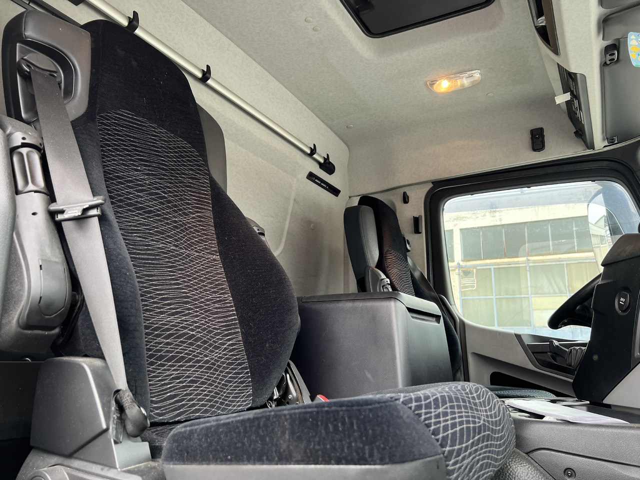 MERCEDES-BENZ ANTOS 18.30 L automatische Seitenladung | LBW | Klima | Tempomat en leasing occasion MERCEDES-BENZ ANTOS 18.30 L automatische Seitenladung | LBW | Klima | Tempomat: photos 31