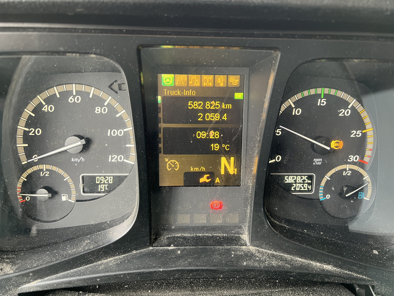 MERCEDES-BENZ ANTOS 18.30 L automatische Seitenladung | LBW | Klima | Tempomat en leasing occasion MERCEDES-BENZ ANTOS 18.30 L automatische Seitenladung | LBW | Klima | Tempomat: photos 24