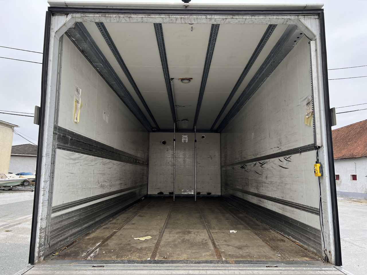 MERCEDES-BENZ ANTOS 18.30 L automatische Seitenladung | LBW | Klima | Tempomat en leasing occasion MERCEDES-BENZ ANTOS 18.30 L automatische Seitenladung | LBW | Klima | Tempomat: photos 14