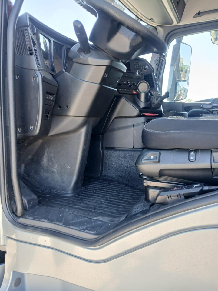 MERCEDES-BENZ AROCS 28.51 | 6x4| Klima | Retarder | Euro 6 - Camion plateau, Camion grue: photos 4 MERCEDES-BENZ AROCS 28.51 | 6x4| Klima | Retarder | Euro 6 - Camion plateau, Camion grue: photos 4