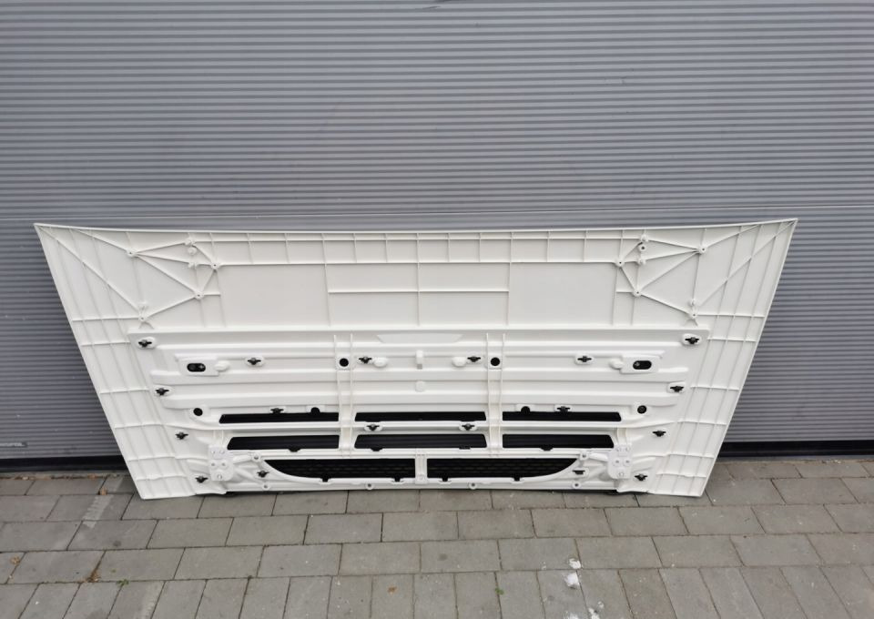 ATRAPA MASKA DAF LF E6. LIFT 82525517 - Capot pour Camion: photos 4 ATRAPA MASKA DAF LF E6. LIFT 82525517 - Capot pour Camion: photos 4