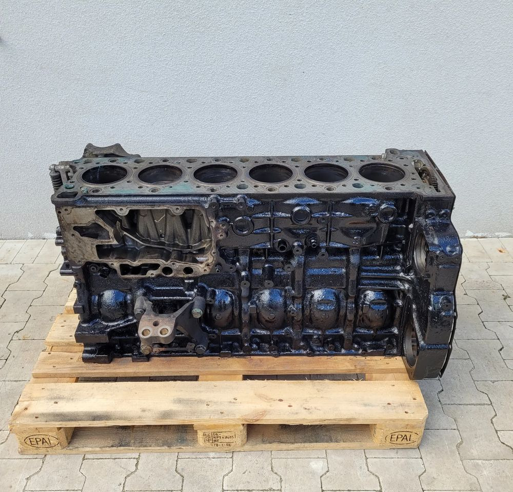 BLOK SILNIKA MERCEDES ACTROS MP4 EURO6 R471 09 - Bloc-cylindres pour Camion: photos 1 BLOK SILNIKA MERCEDES ACTROS MP4 EURO6 R471 09 - Bloc-cylindres pour Camion: photos 1