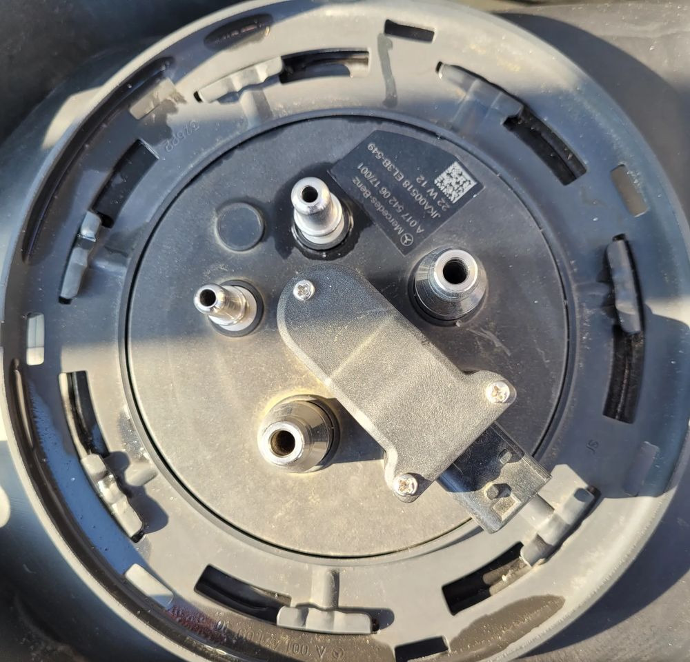 CZUJNIK SMOK AD BLUE MERCEDES ACTROS MP4 MP5 A0175420617 NOWY ORYGINAŁ - Capteur pour Camion: photos 1 CZUJNIK SMOK AD BLUE MERCEDES ACTROS MP4 MP5 A0175420617 NOWY ORYGINAŁ - Capteur pour Camion: photos 1